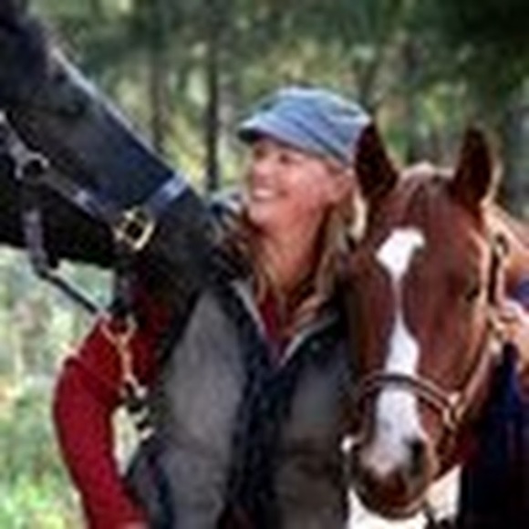 Meet your Posher, Ruth - Picture 1 of 1